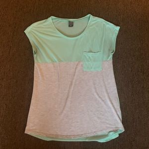 Women’s shirt